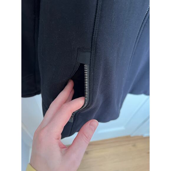 Athleta Women's M Black Zip Up Hoodie Faux Fur Lined Cozy Jacket Thumb Holes - Picture 7 of 13